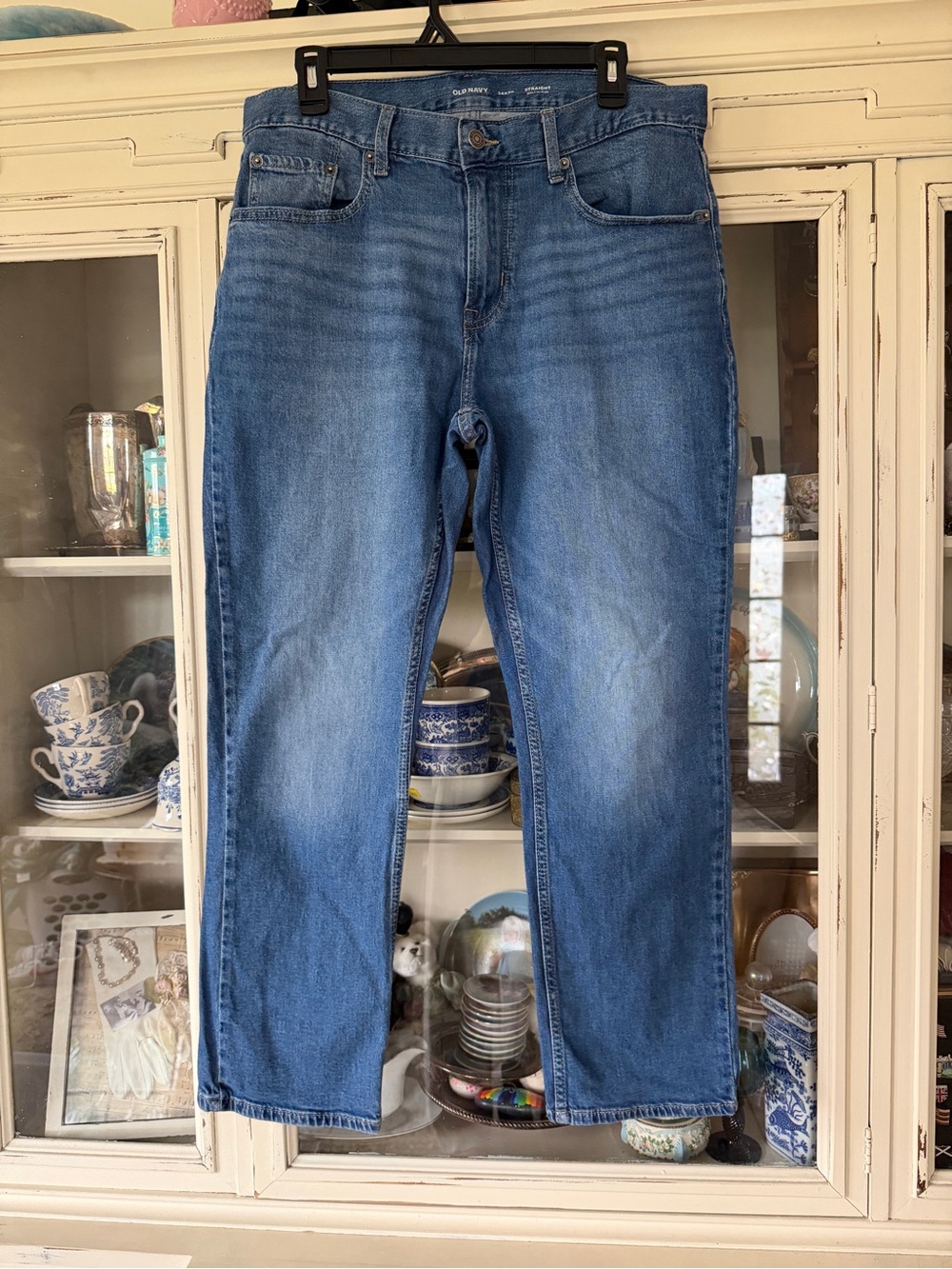 Old Navy Men’s Straight Jeans in Light Blue Wash